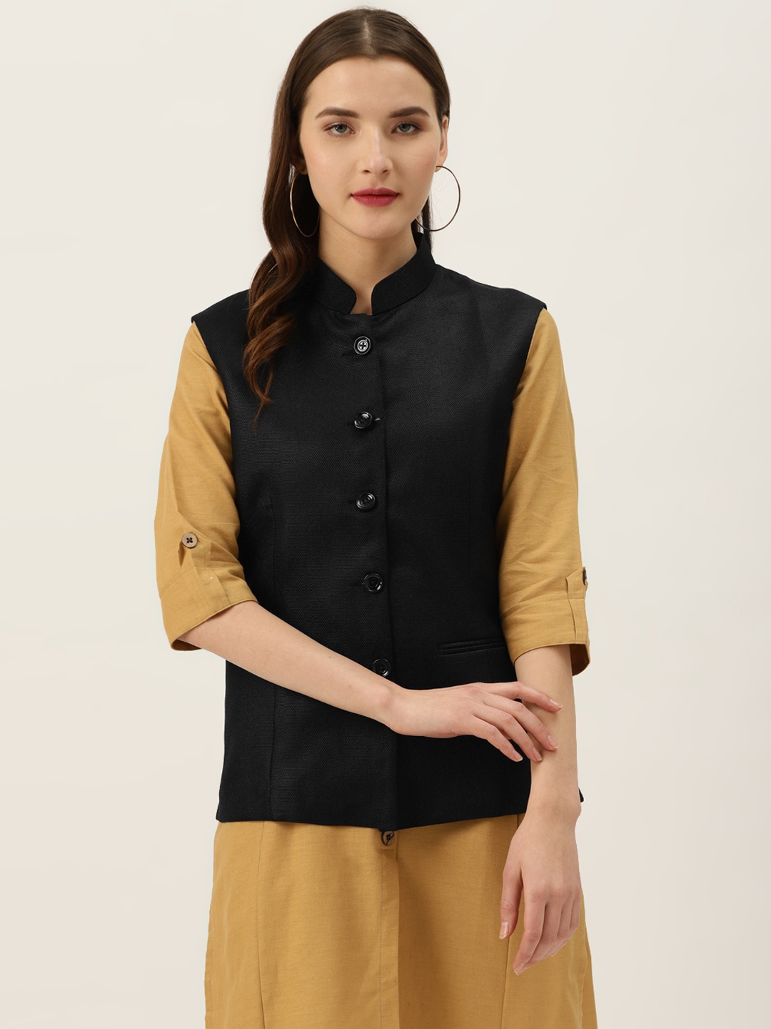 

Vastraa Fusion Women Black Textured Nehru Jacket