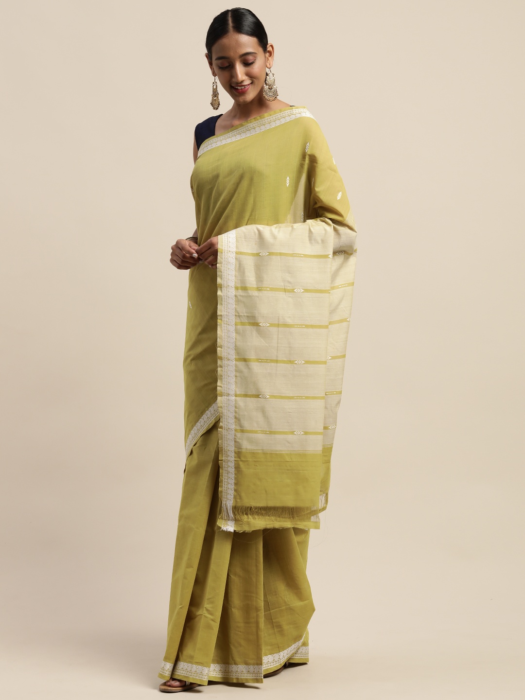 

APCO Lime Green Solid Pure Cotton Sustainable Saree