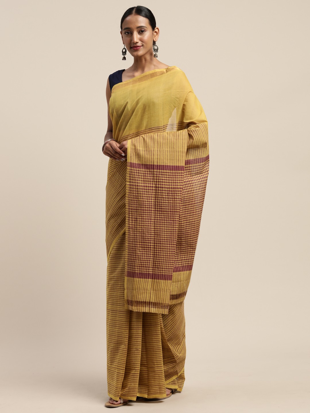 

APCO Beige & Purple Pure Cotton Solid Sustainable Saree