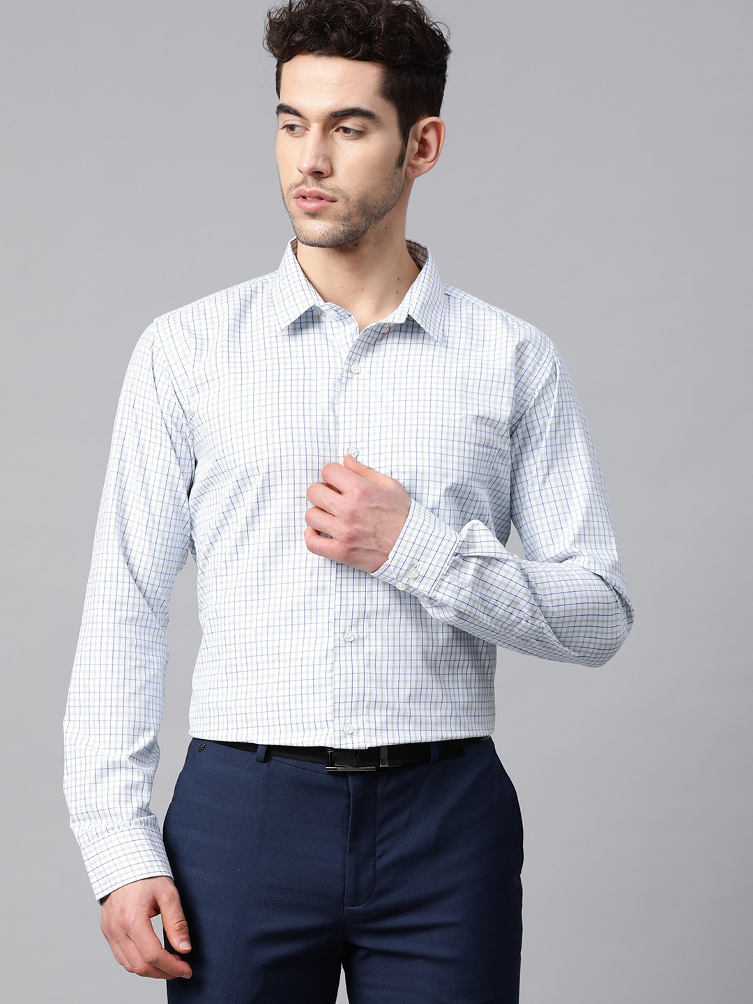 

DENNISON Men White & Blue Smart Slim Fit Checked Formal Shirt