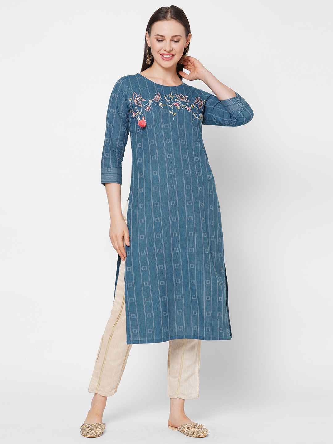 

Os Women Blue & Off-White Striped Straight Kurta