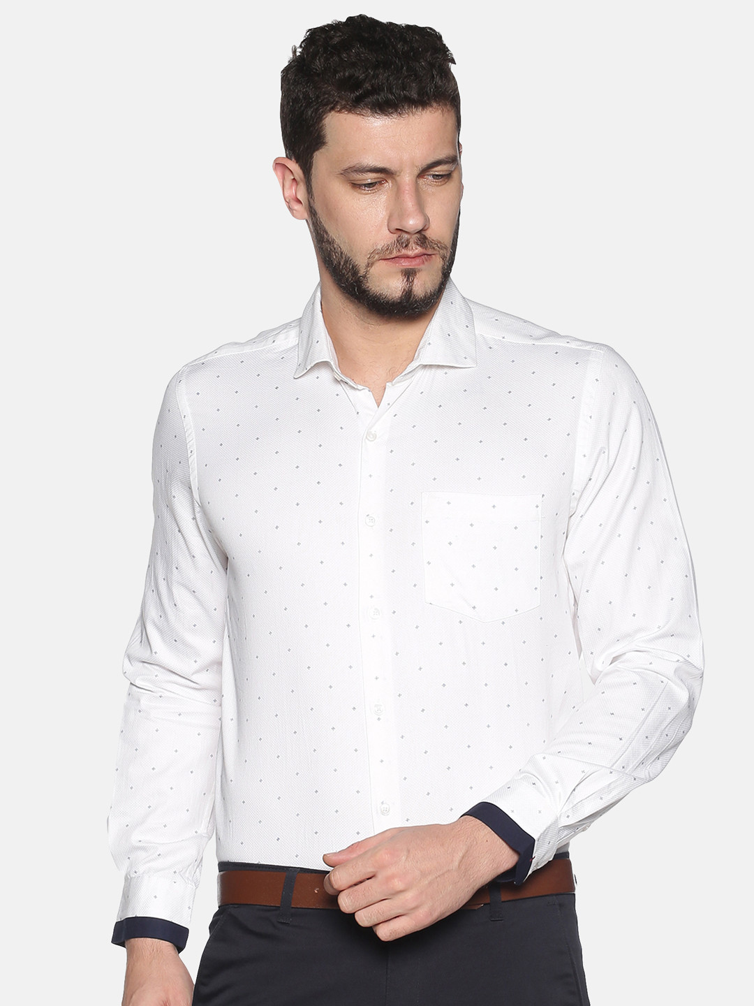

IVOC Men White & Blue Slim Fit Printed Casual Shirt
