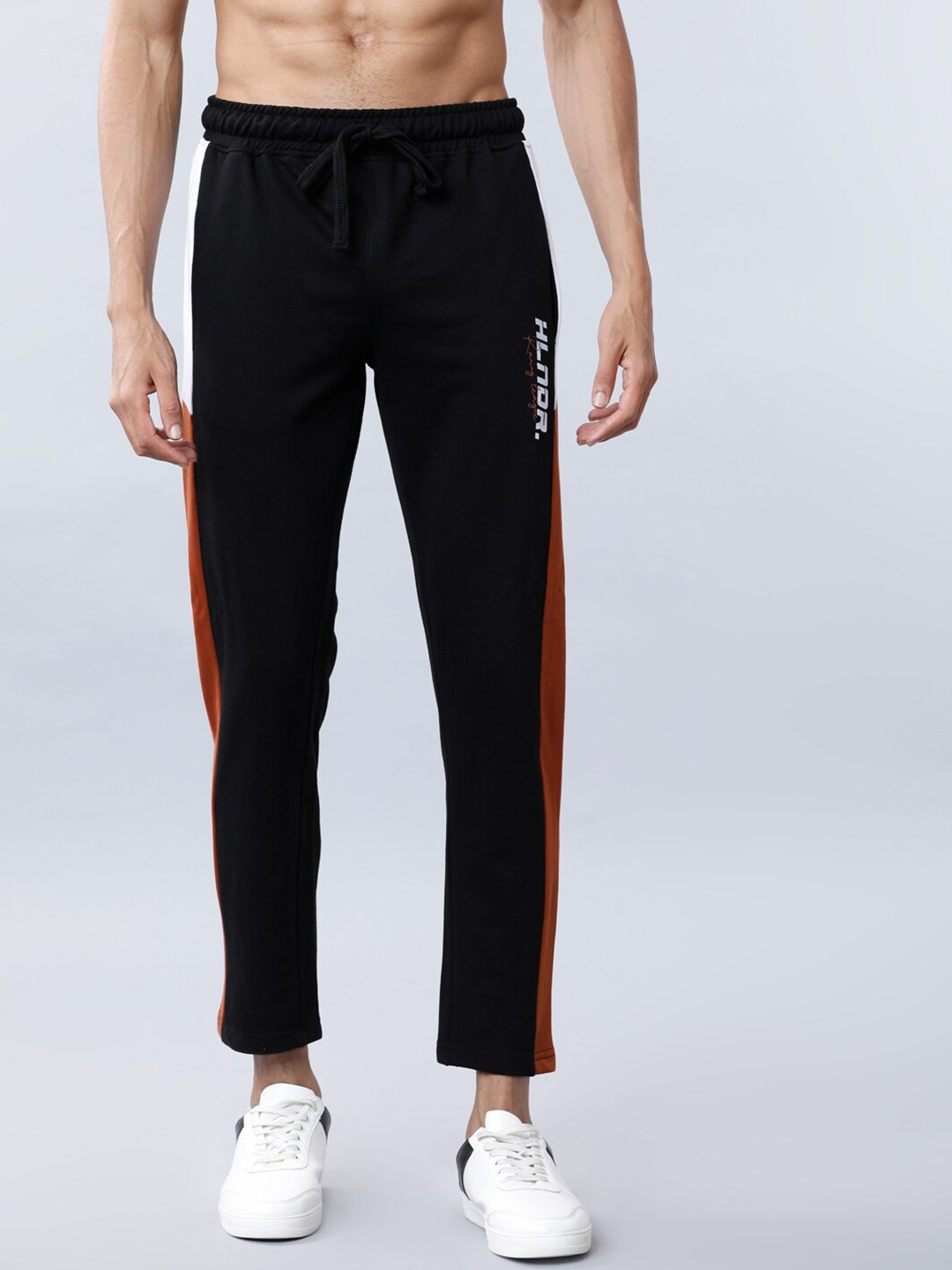

HIGHLANDER Men Black Solid Track Pants