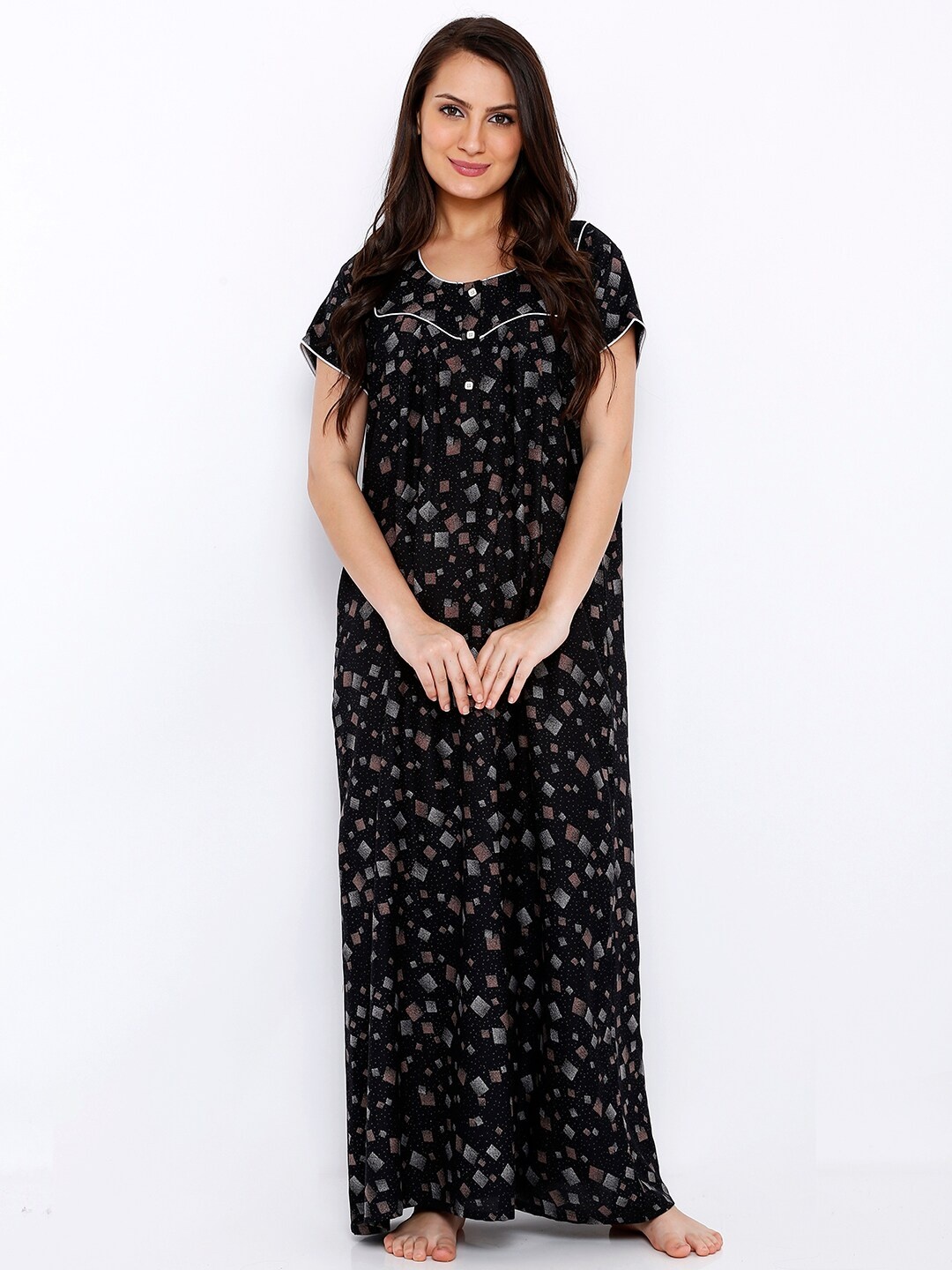 

Pretty Awesome Black Printed Nightdress