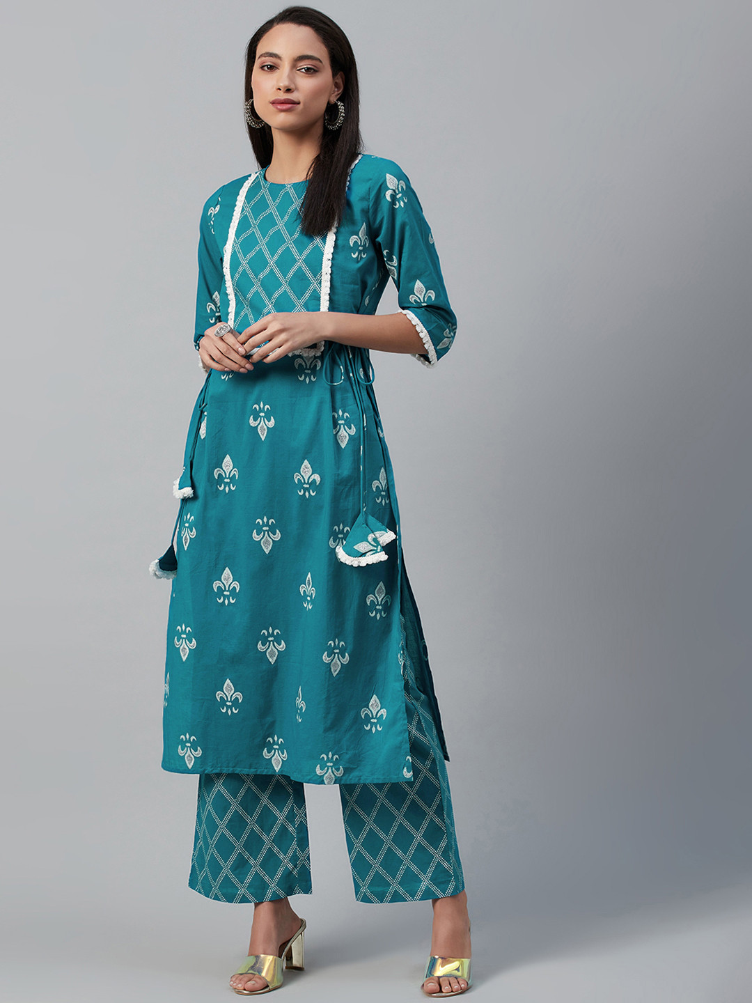 

Yuris Women Teal Ethnic Motifs Printed Pure Cotton Kurta with Palazzos
