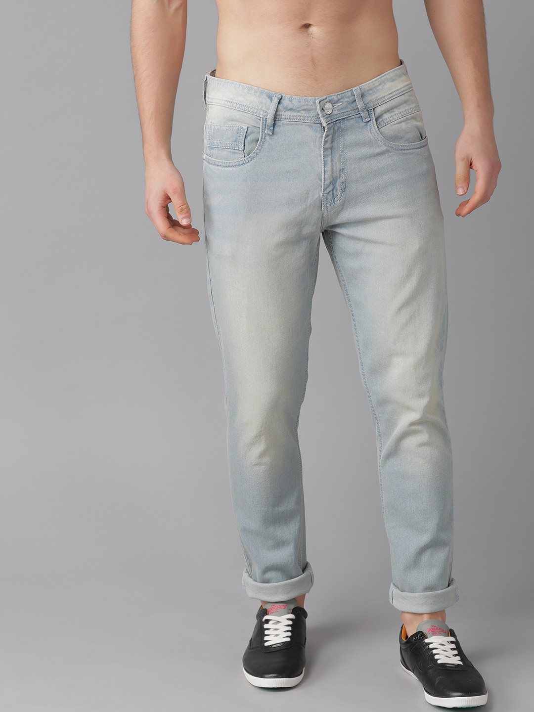 

The Roadster Lifestyle Co Men Blue Slim Tapered Fit Mid-Rise Clean Look Stretchable Jeans
