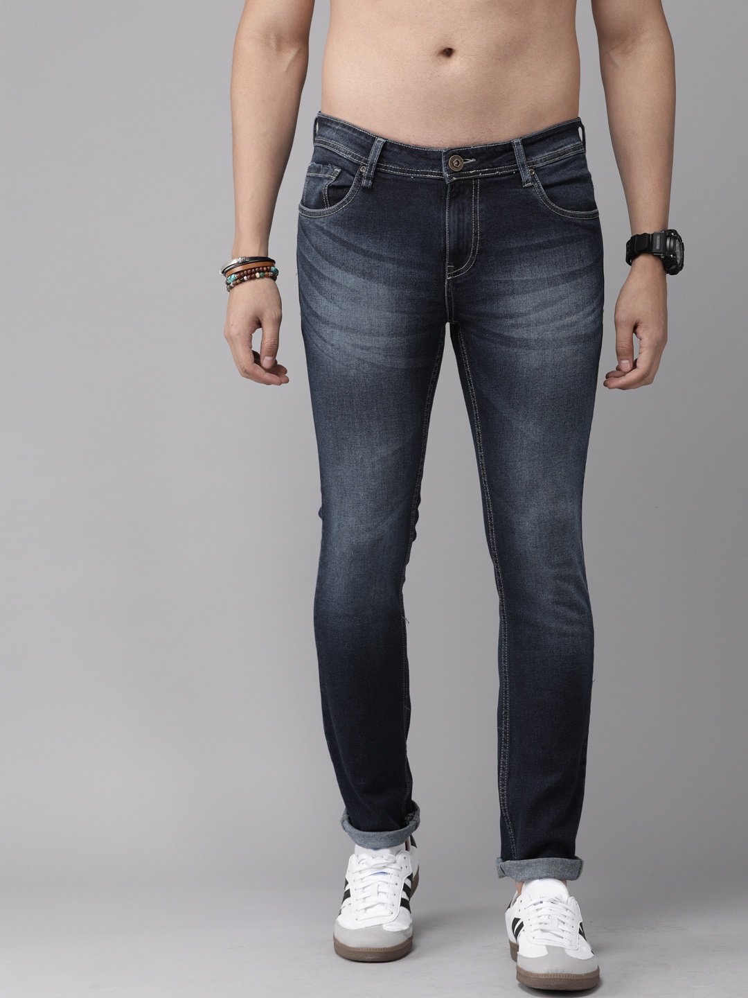 

The Roadster Lifestyle Co Men Blue Slim Fit Mid-Rise Clean Look Stretchable Jeans