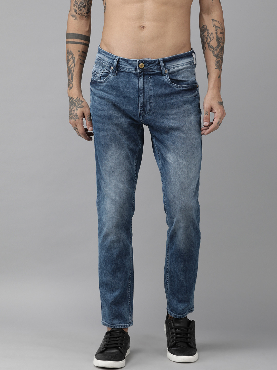 

The Roadster Lifestyle Co Men Blue Slim Tapered Fit Mid-Rise Clean Look Jeans