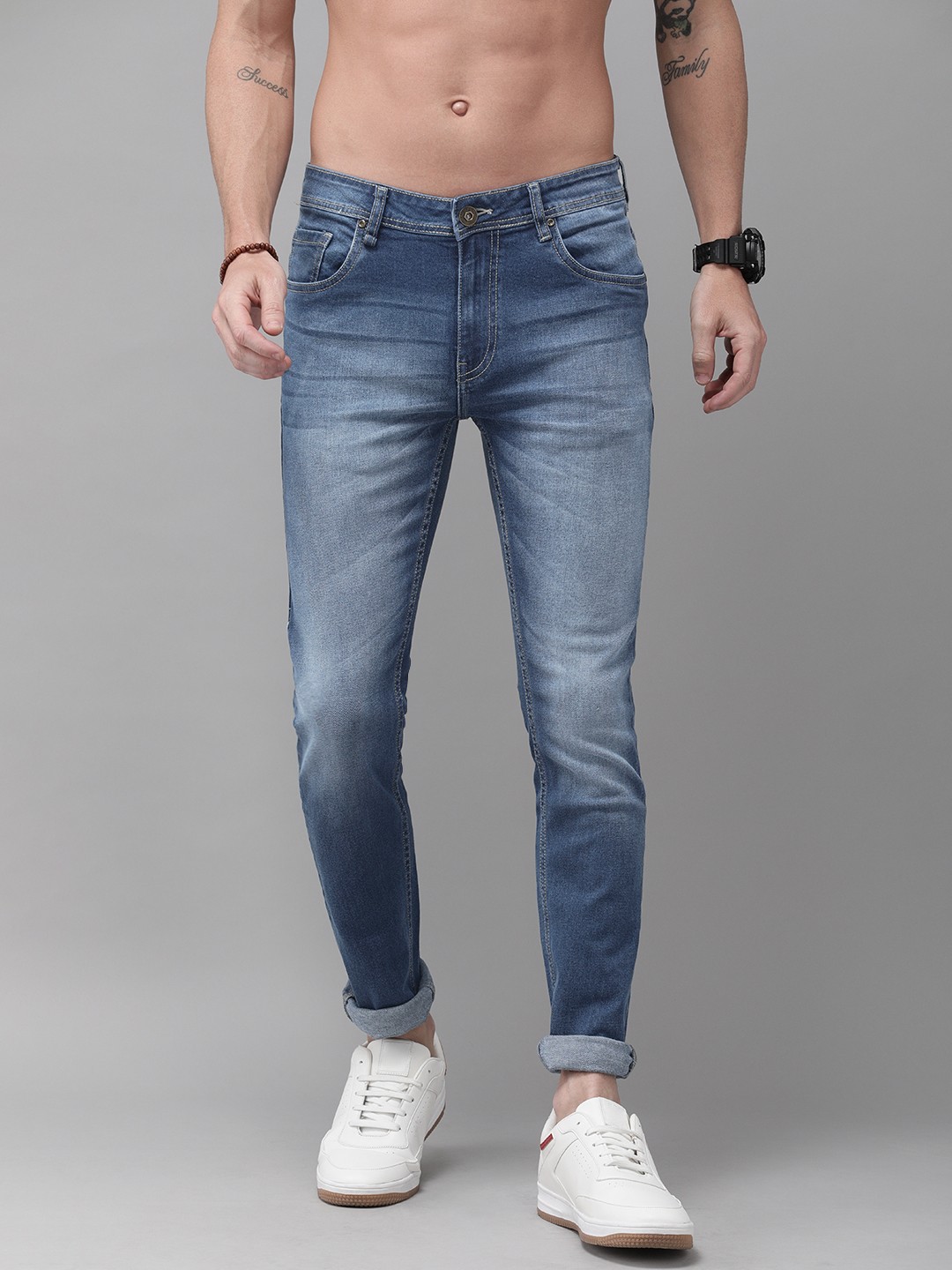 

The Roadster Lifestyle Co Men Blue Skinny Fit Mid-Rise Clean Look Stretchable Jeans