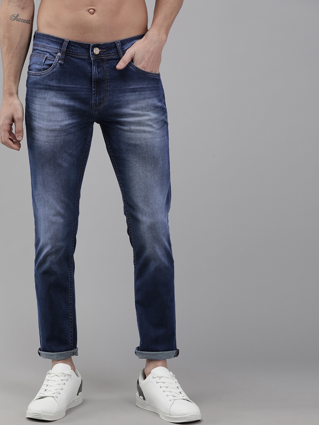 

The Roadster Lifestyle Co Men Blue Skinny Fit Mid-Rise Clean Look Stretchable Jeans
