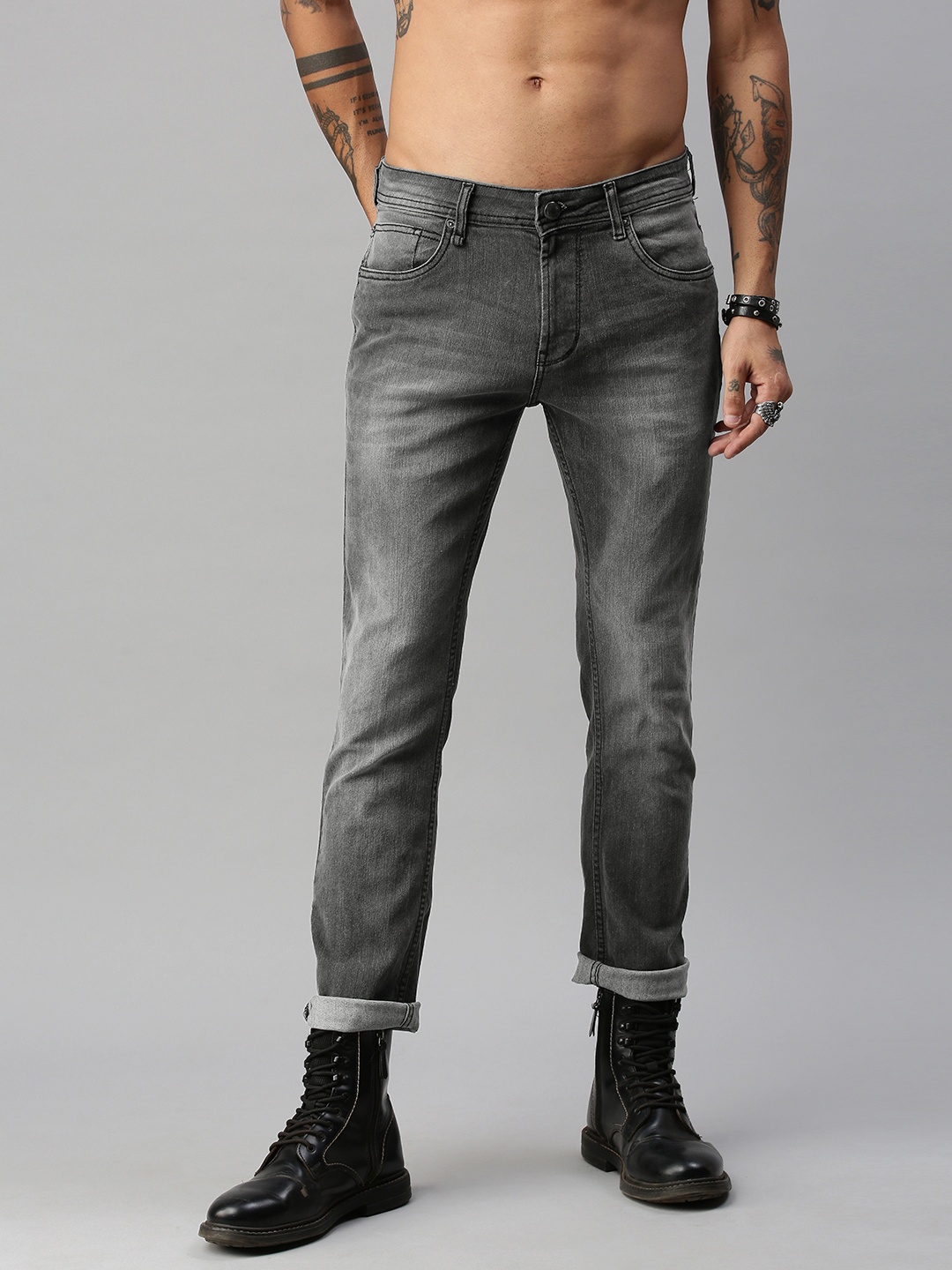 

The Roadster Lifestyle Co Men Black Skinny Fit Heavy Fade Stretchable Jeans
