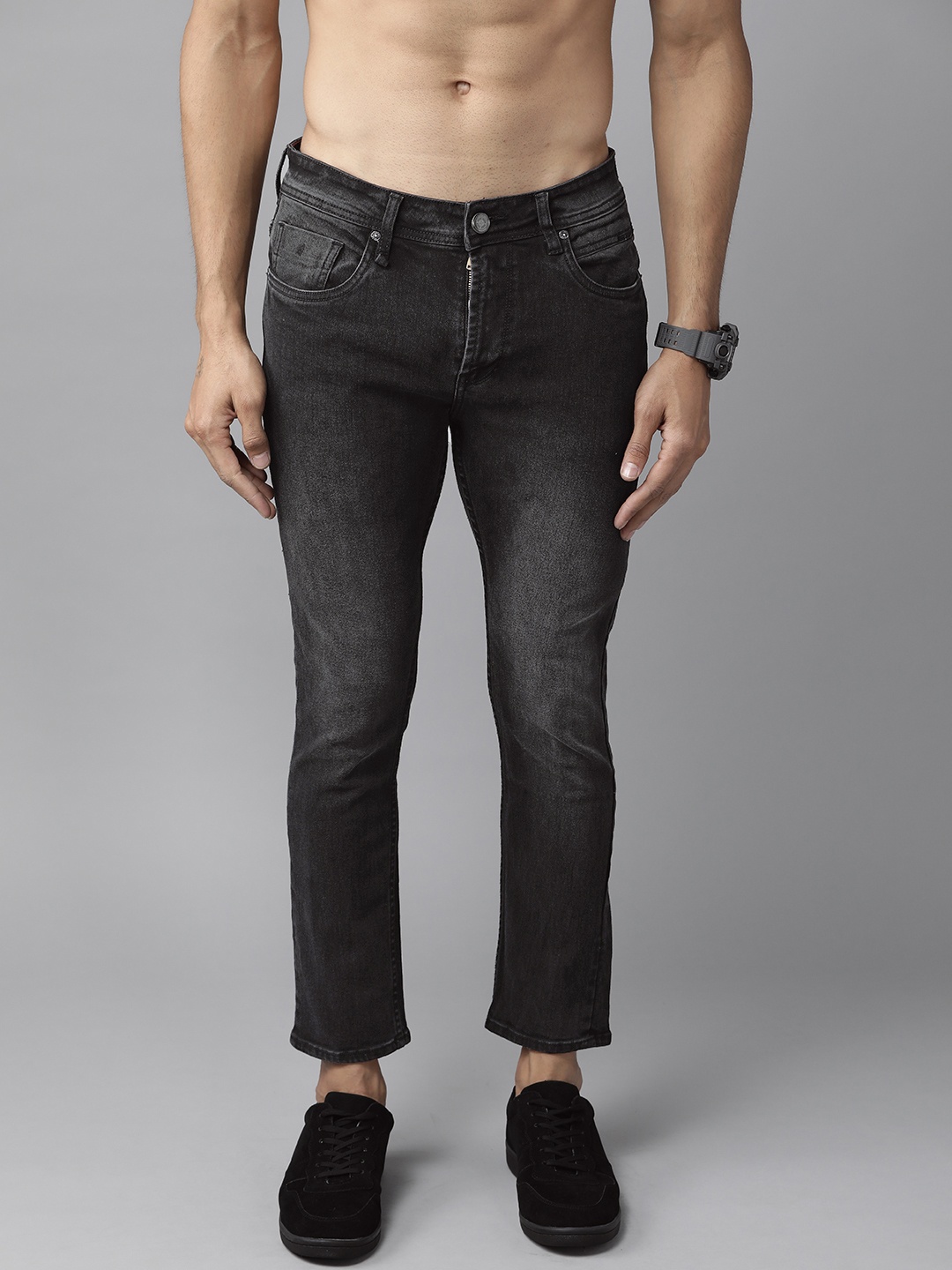 

The Roadster Lifestyle Co Men Charcoal Grey Skinny Fit Mid-Rise Clean Look Stretchable Jeans