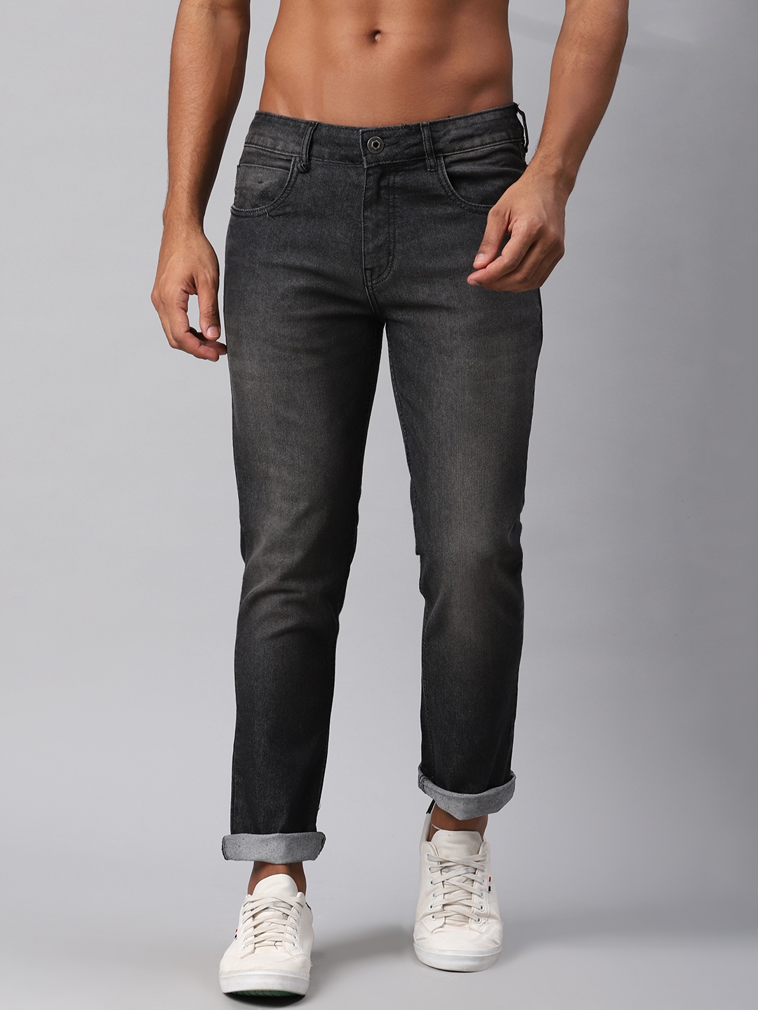 

The Roadster Lifestyle Co Men Black Skinny Fit Mid-Rise Clean Look Stretchable Jeans