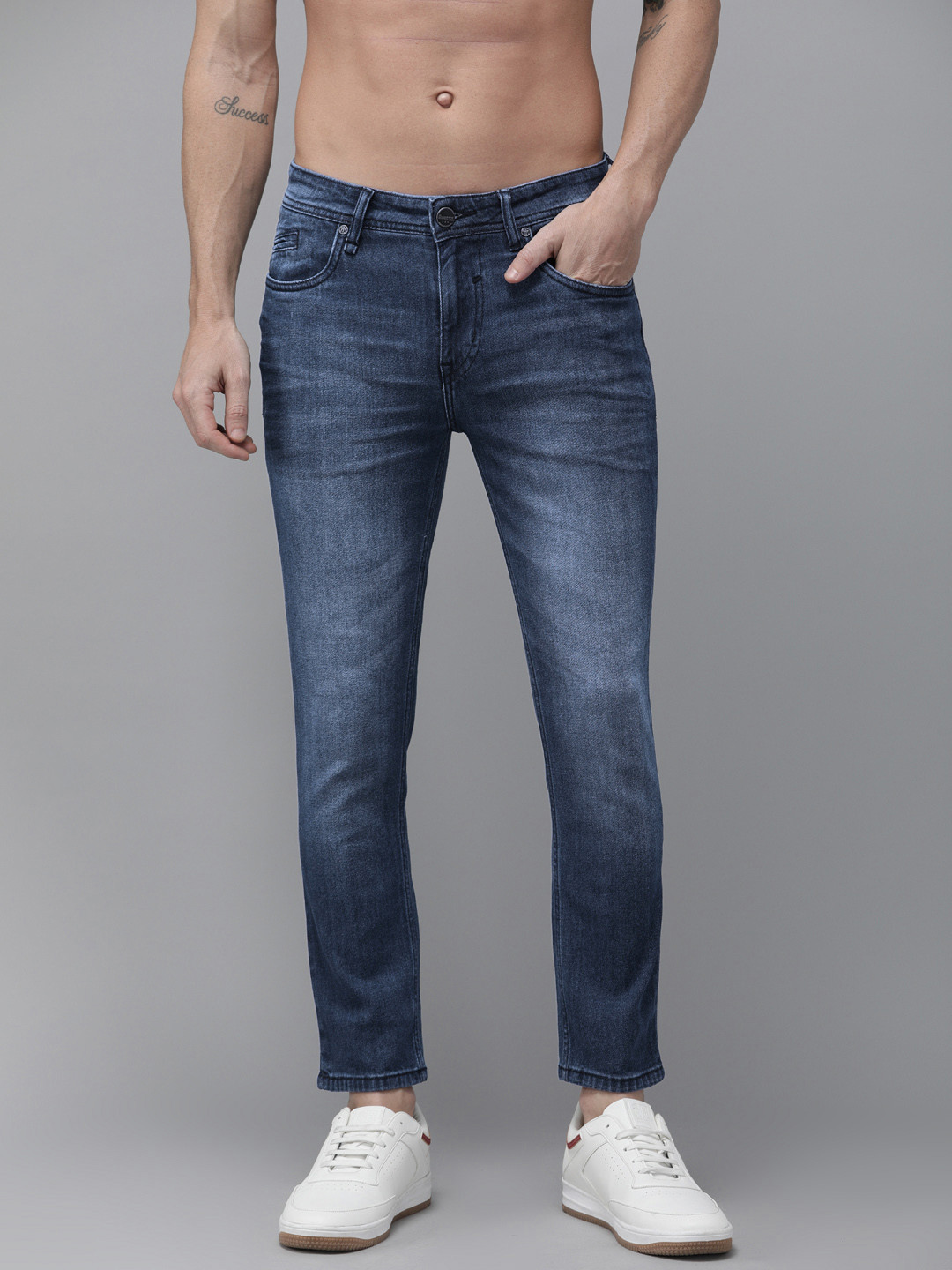 

The Roadster Lifestyle Co Men Blue Skinny Fit Mid-Rise Clean Look Stretchable Cropped Jeans