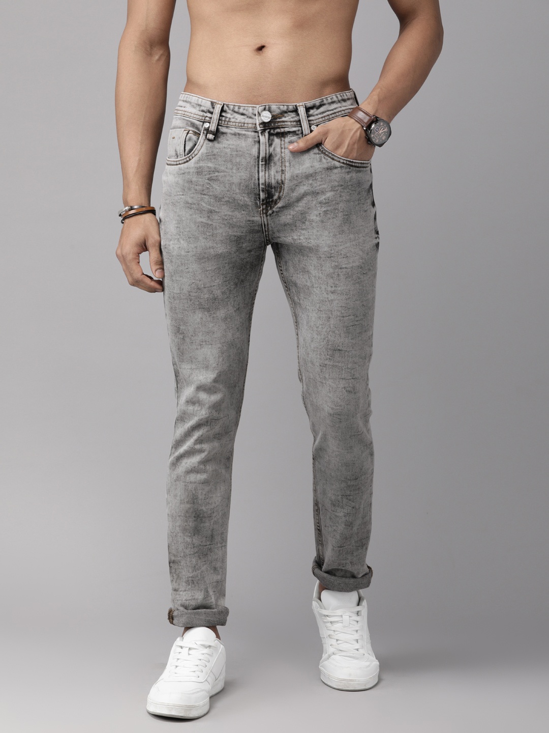 

The Roadster Lifestyle Co Men Grey Skinny Fit Mid-Rise Clean Look Stretchable Jeans