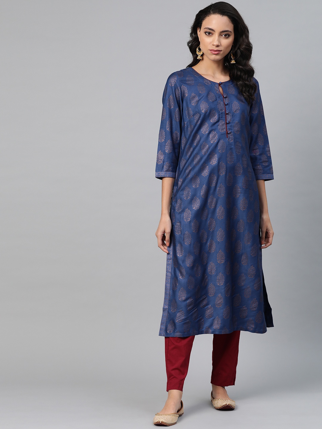 

Fabindia Women Blue & Golden Printed Straight Kurta