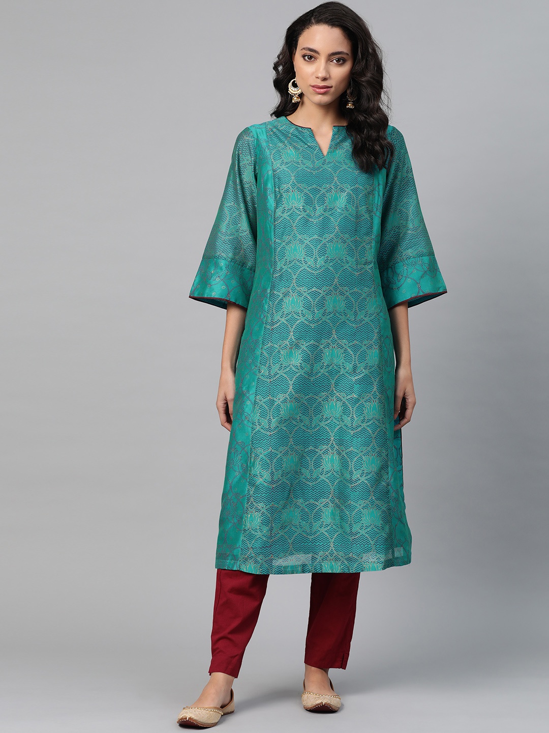 

Fabindia Women Teal Green & Golden Printed Straight Kurta