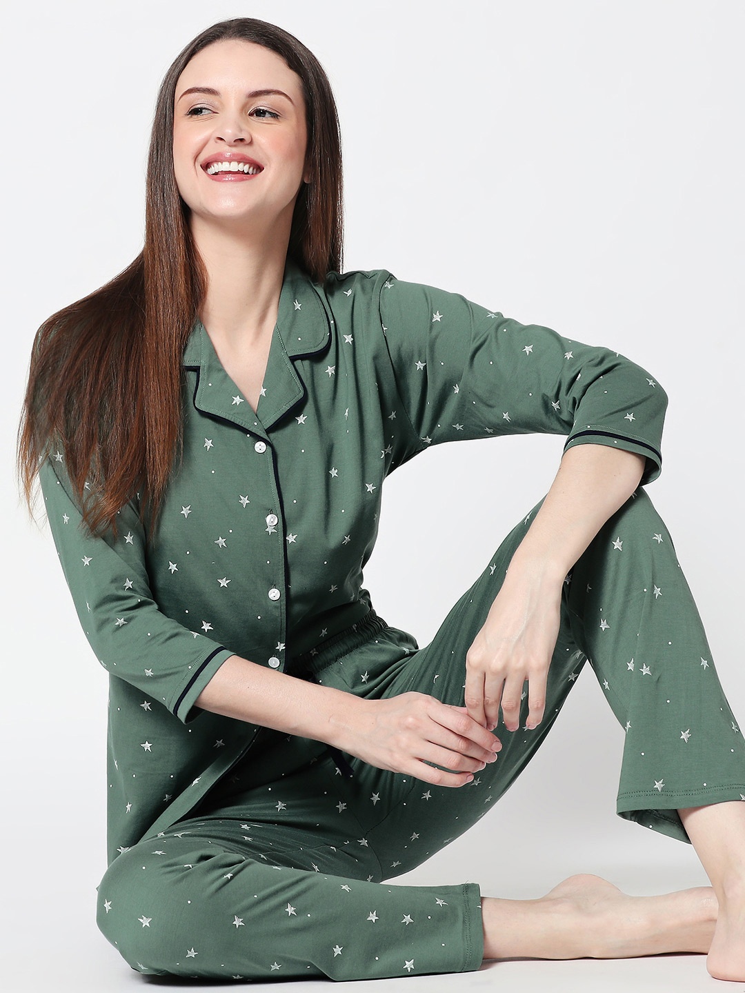 

Zeyo Women Green & White Star & Dot Printed Night suit