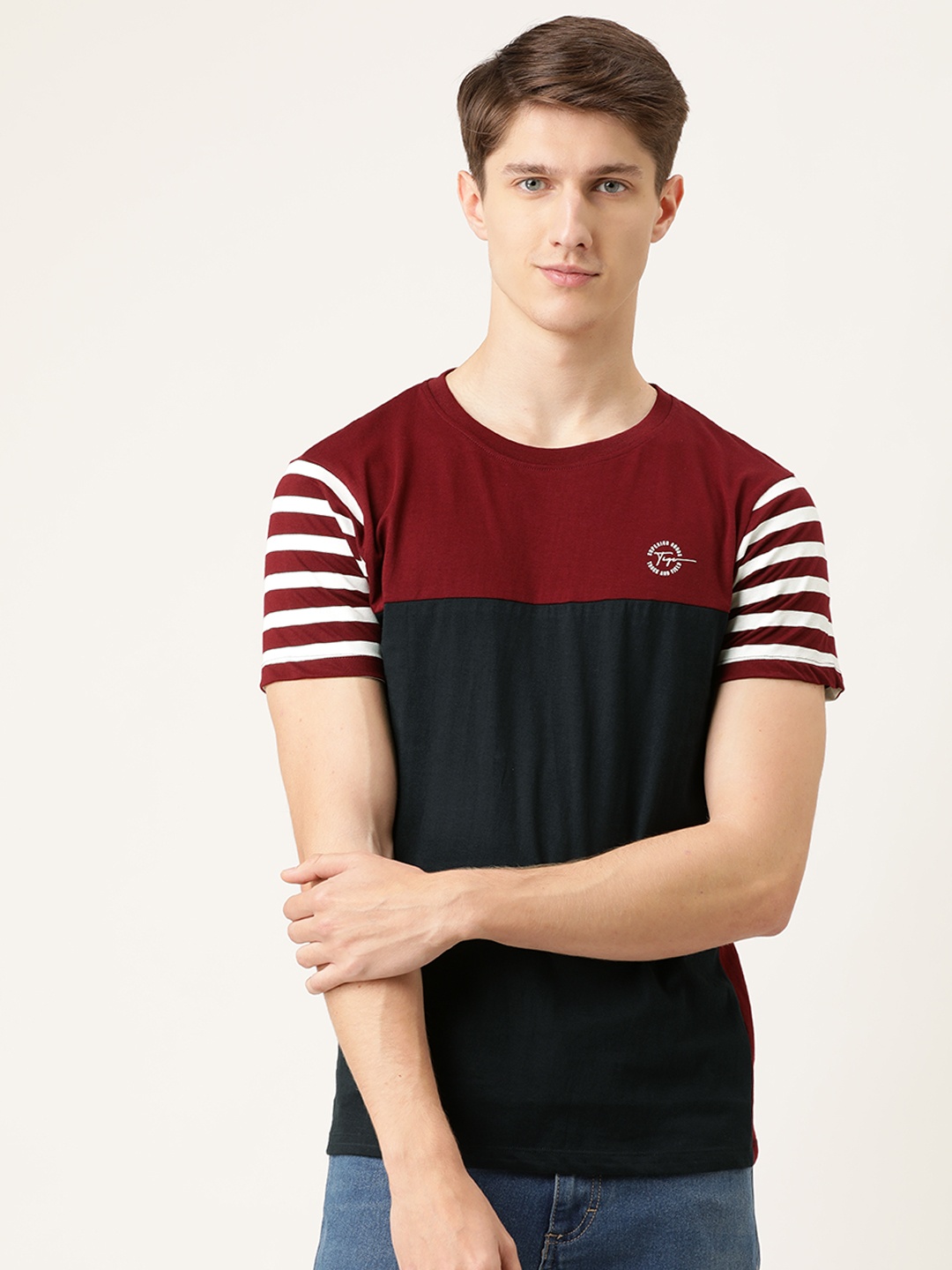 

The Indian Garage Co Men Navy Blue Maroon Colourblocked Round Neck Pure Cotton T-shirt