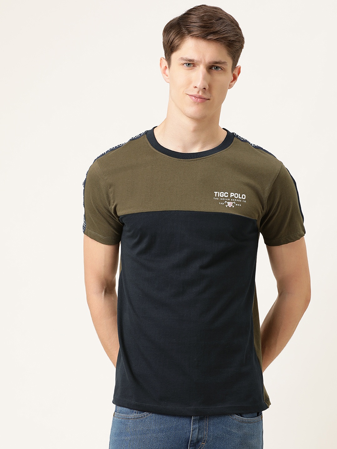 

The Indian Garage Co Men Navy Blue & Olive Green Colourblocked Round Neck T-shirt