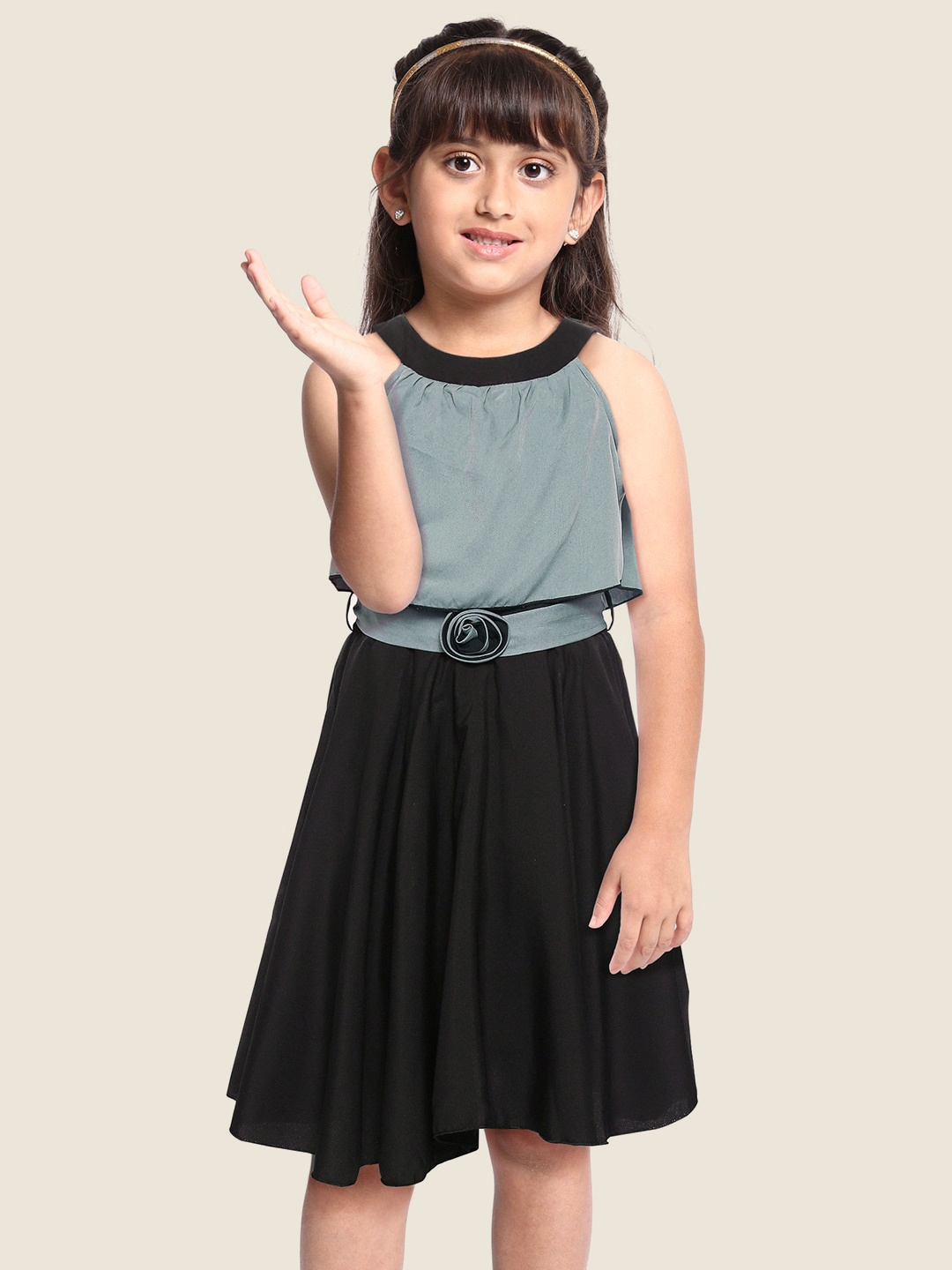 

YK Girls Grey & Black Colourblocked Fit and Flare Ruffled Dress