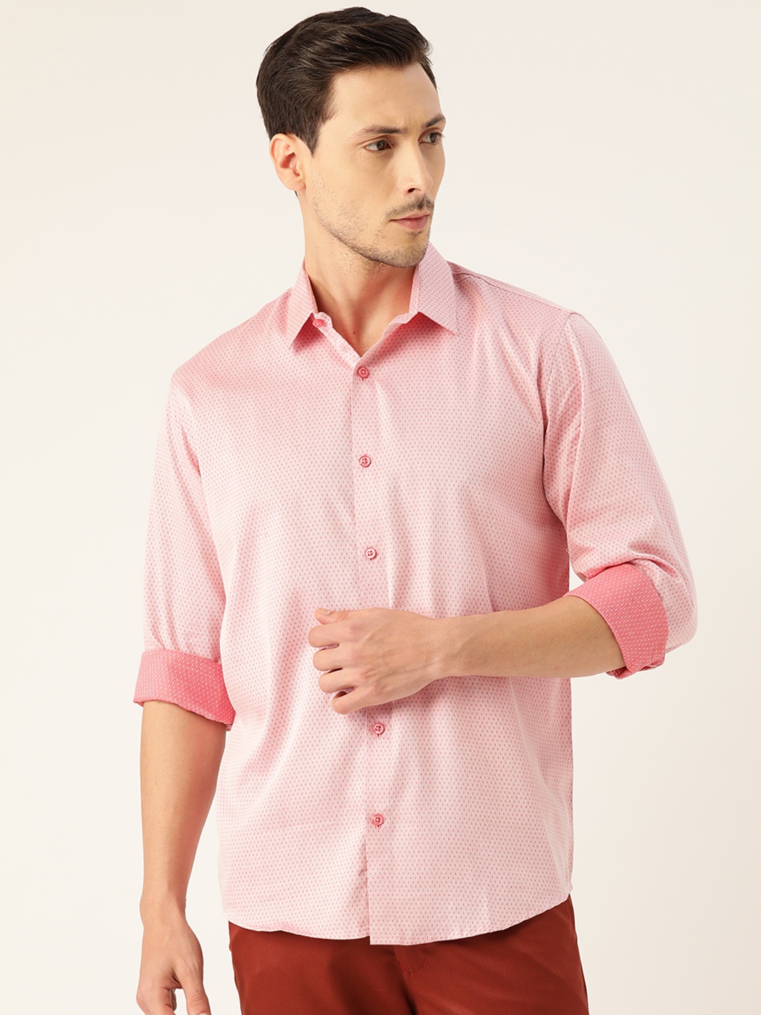 

SOJANYA Men Peach-Coloured & White Classic Regular Fit Self Design Casual Shirt