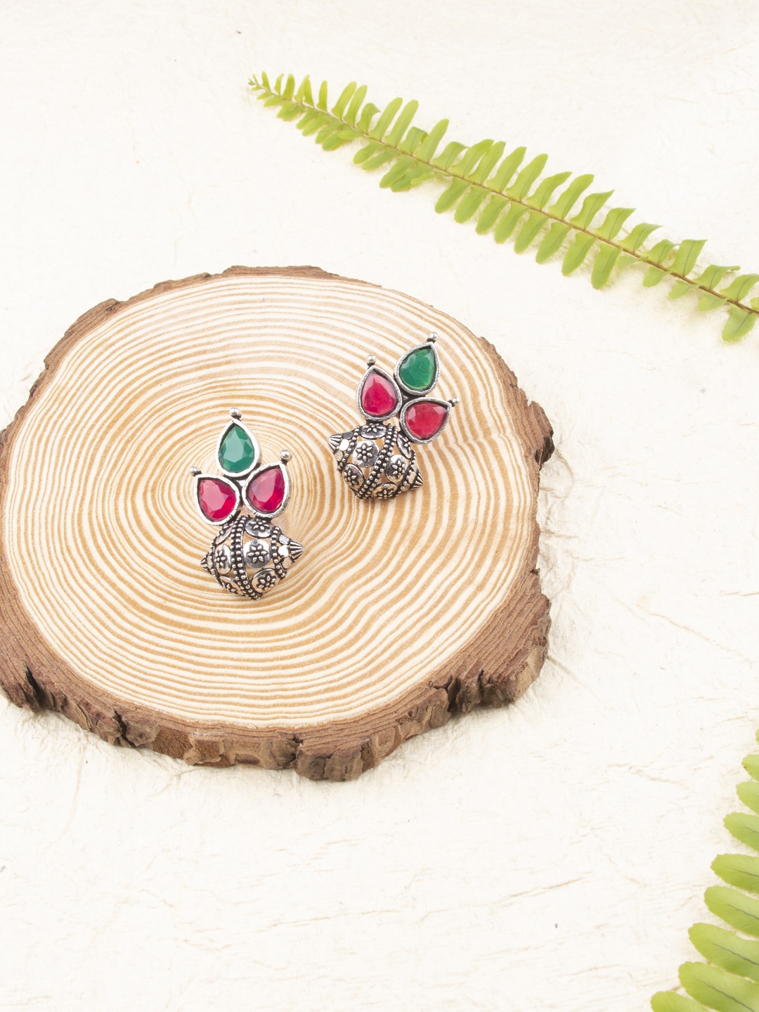 

AccessHer Green & Pink Oxidized Silver-Plated Oversized Studded Leaf Shaped Studs