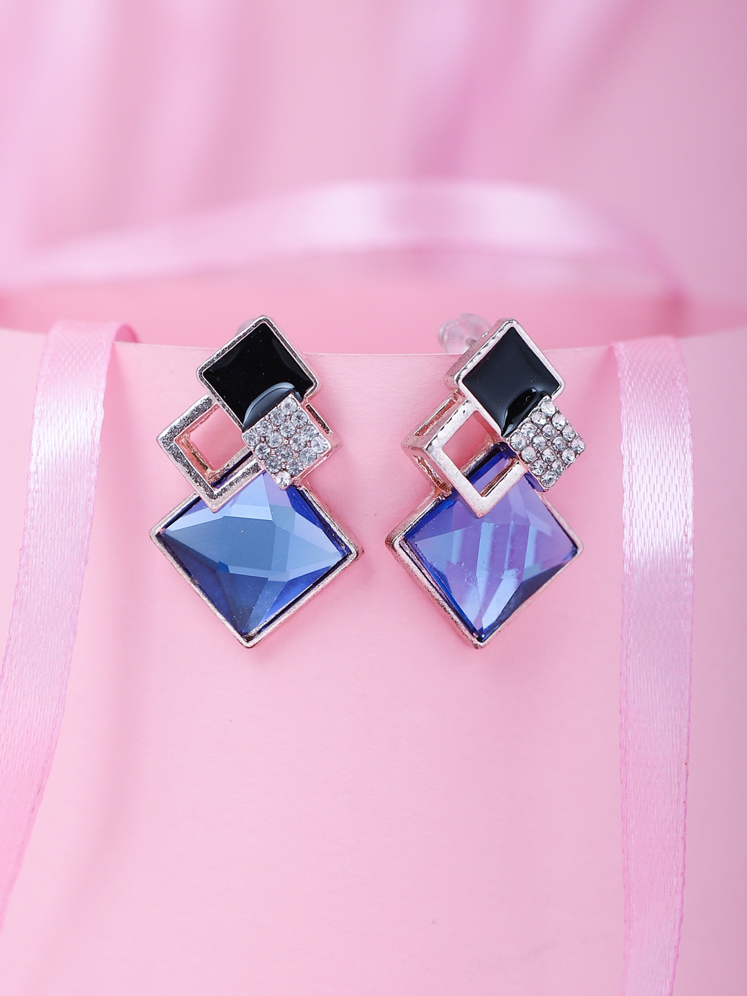 

Sukkhi Black & Blue Gold-Plated Geometric Studs