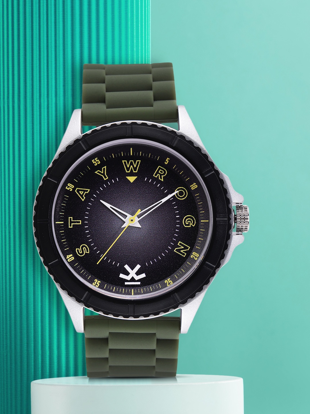 

WROGN Men Black Analogue Watch WRG00047A