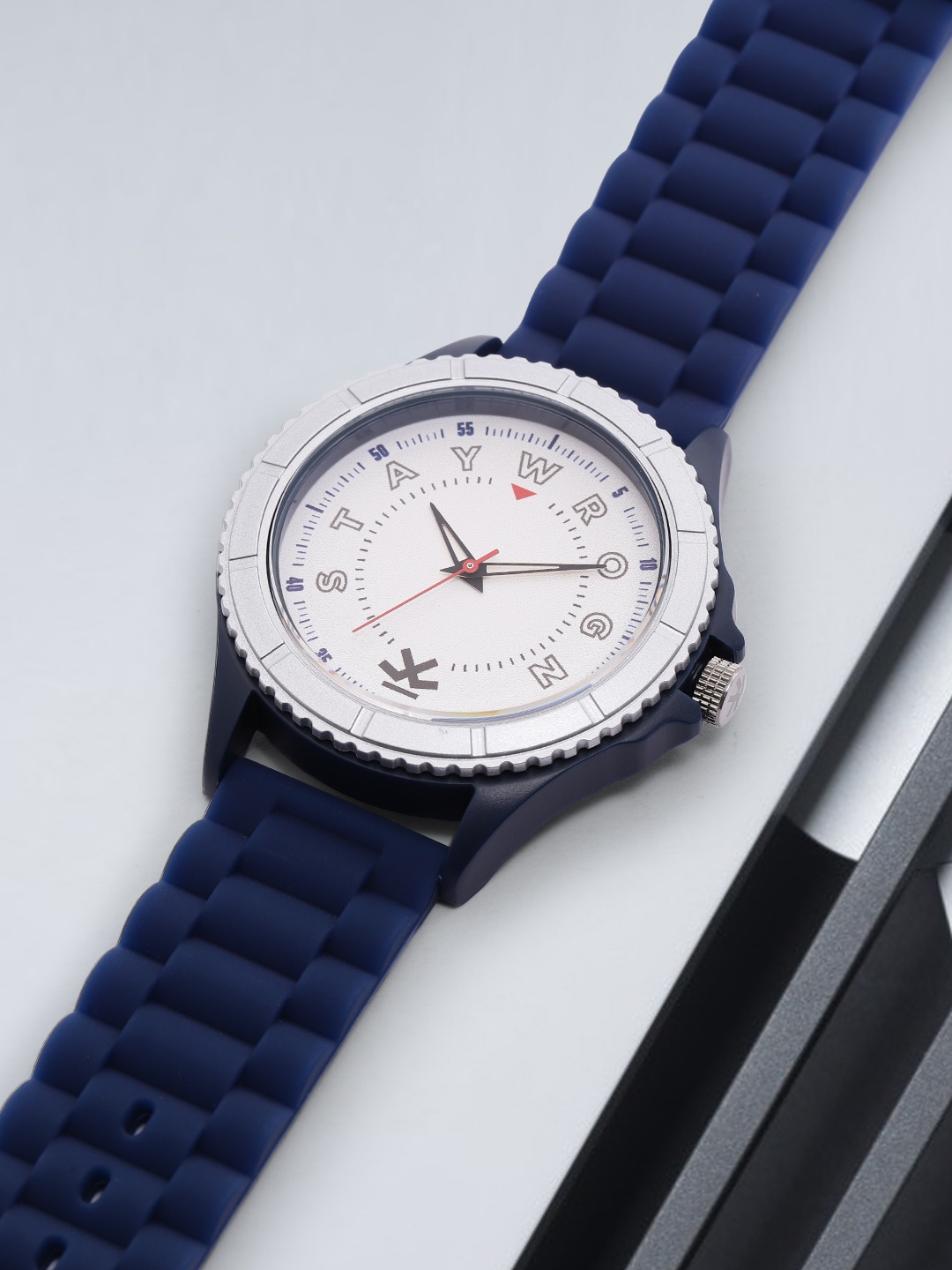 

WROGN Men White Analogue Watch WRG00047B