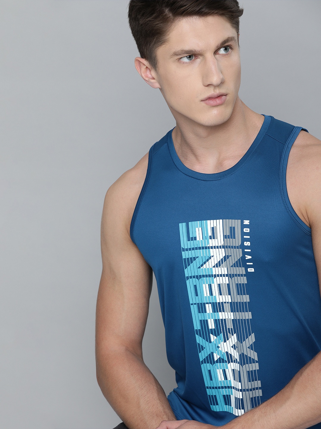 

HRX By Hrithik Roshan Men Mazarine Blue Typographic Rapid-Dry Antimicrobial Training Tshirt