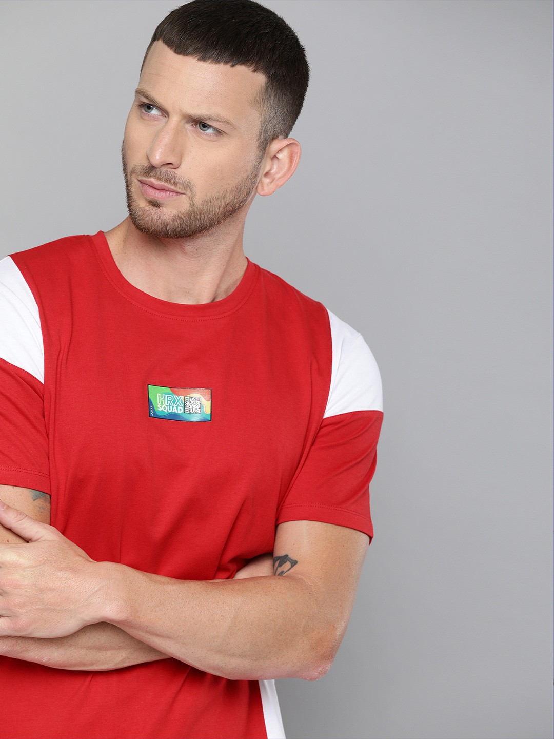 

HRX By Hrithik Roshan Men Barbados Cherry Optic White Colourblock Bio-Wash Pure Cotton Lifestyle Pure Cotton T-shirt, Red
