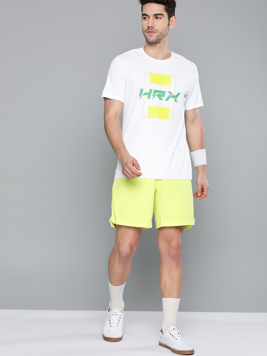 

HRX By Hrithik Roshan Men Optic White Solid Rapid-Dry Antimicrobial Anti-Static Racketsport Tshirt
