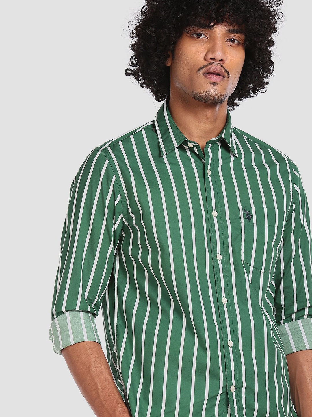 

U.S. Polo Assn. Men Green & White Tailored Fit Striped Casual Shirt