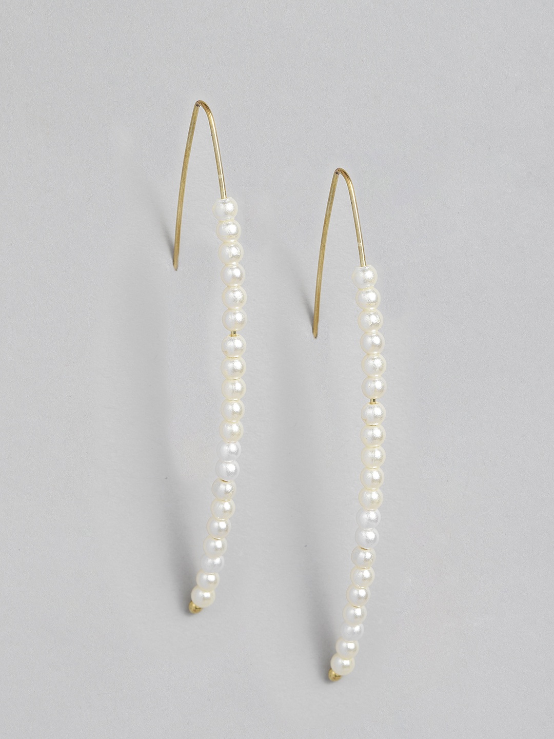 

justpeachy White Contemporary Pearl Studded Half Hoop Earrings