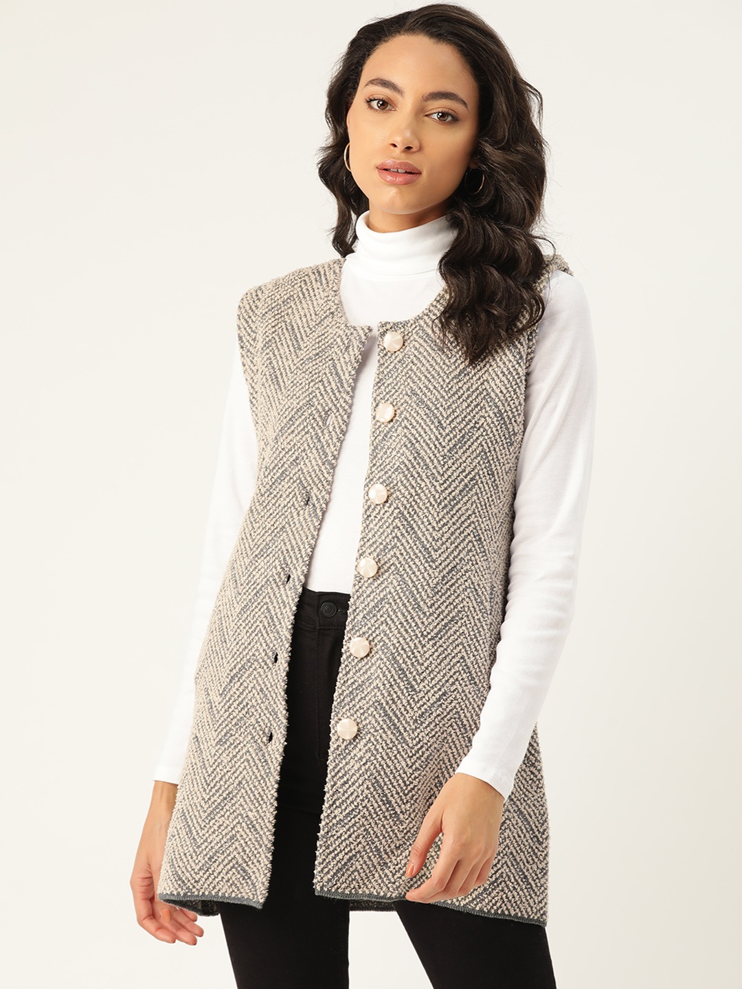

Duke Women Acrylic Off-White & Grey Chevron Patterned Longline Cardigan
