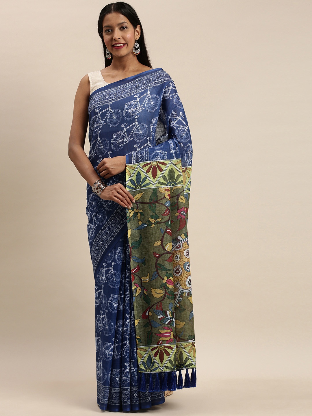 

VASTRANAND Navy Blue & White Linen Blend Printed Bagru Saree