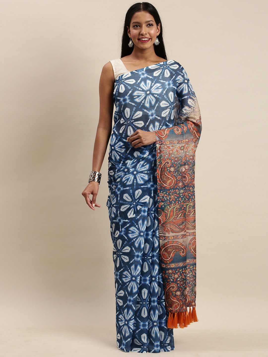 

VASTRANAND Blue Linen Blend Printed Bagru Saree