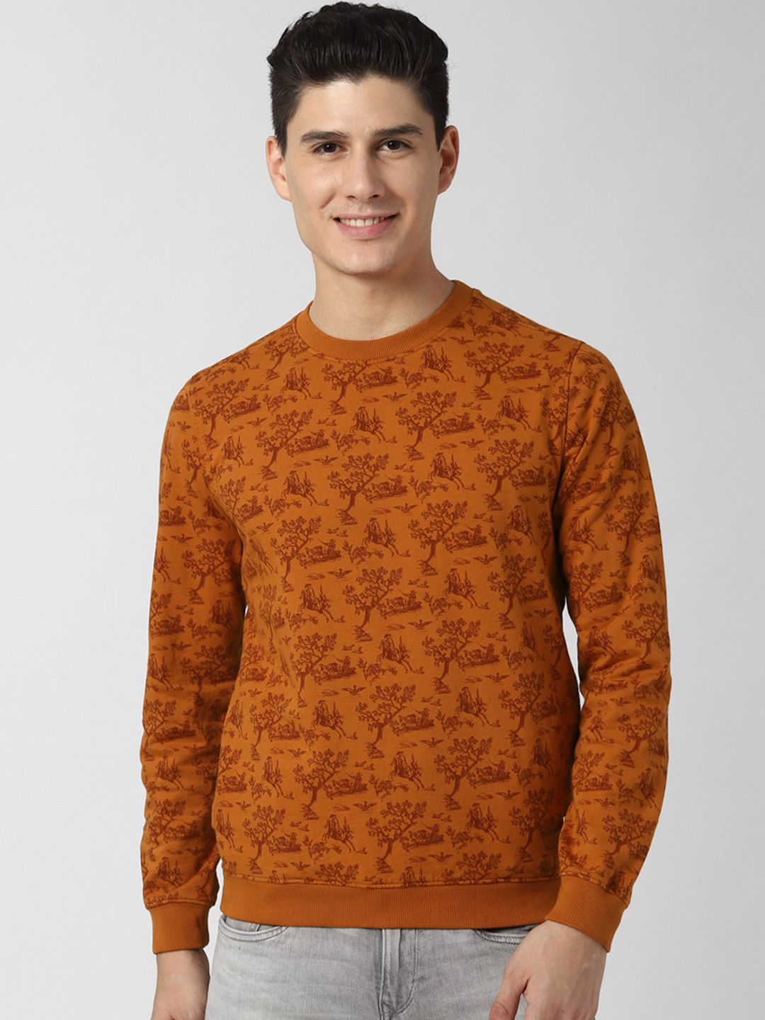 

Peter England Casuals Men Khaki Printed Sweatshirt