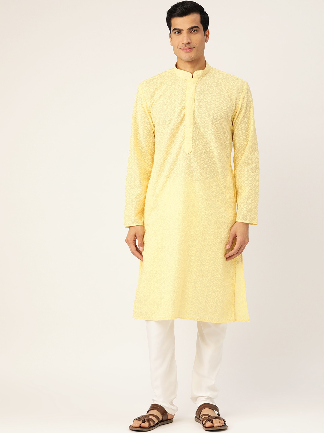 

RAJUBHAI HARGOVINDAS Men Yellow & White Embroidered Kurta with Churidar