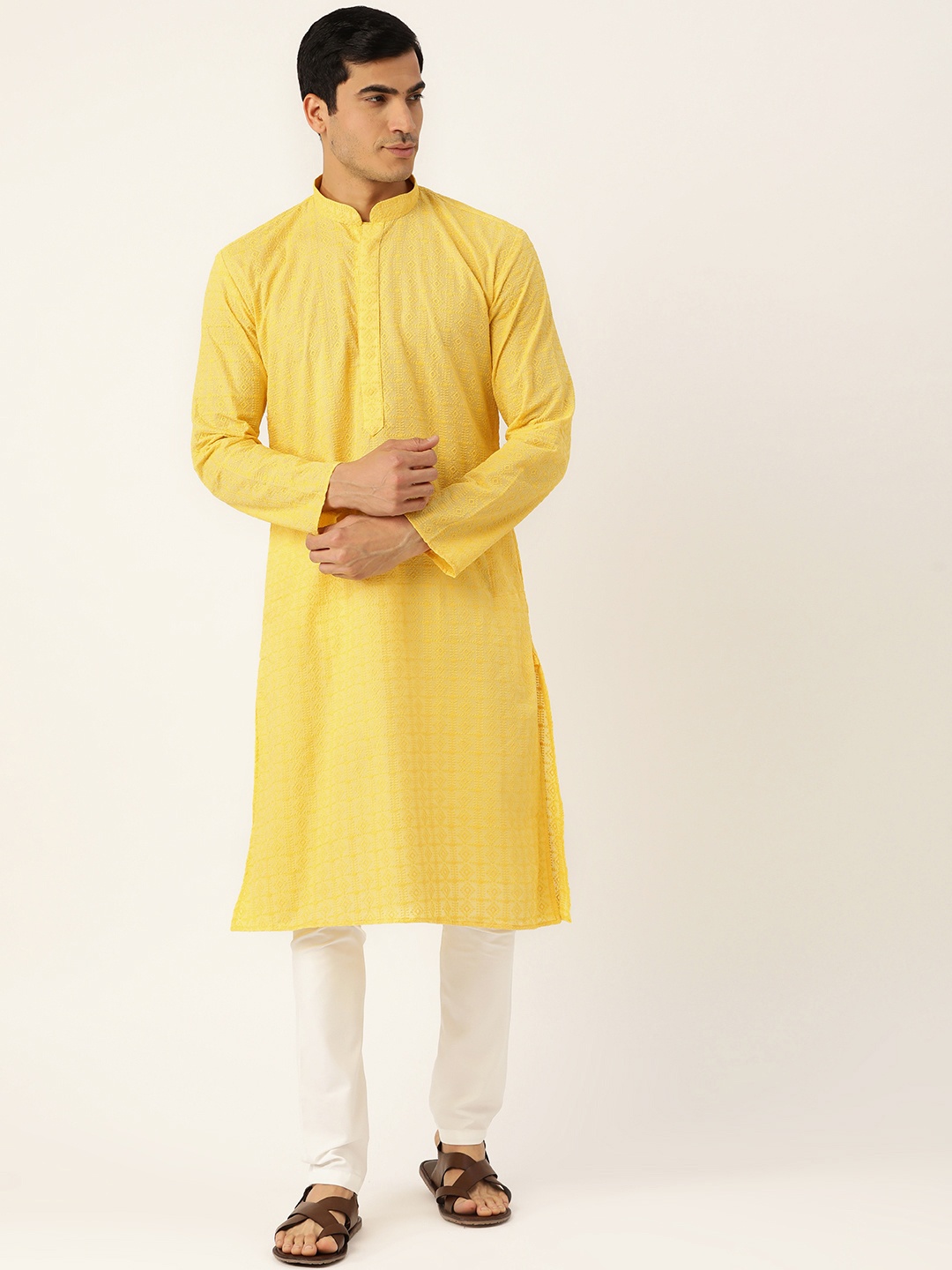 

RAJUBHAI HARGOVINDAS Men Yellow & White Embroidered Kurta with Churidar