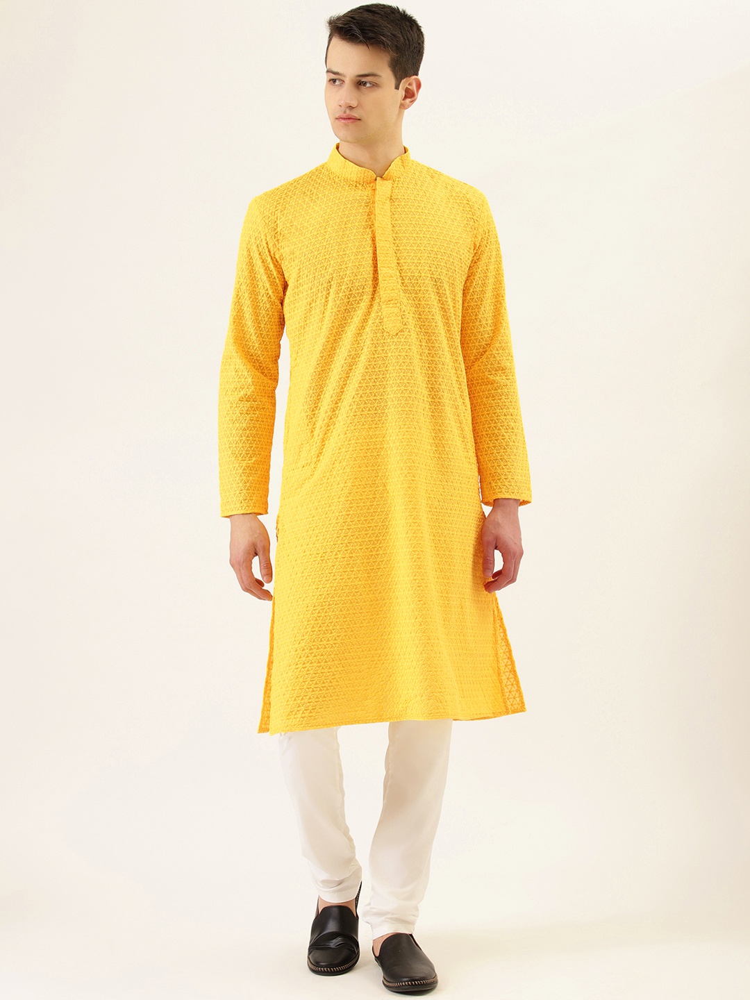 

RAJUBHAI HARGOVINDAS Men Yellow & White Chikankari Embroidered Kurta with Churidar