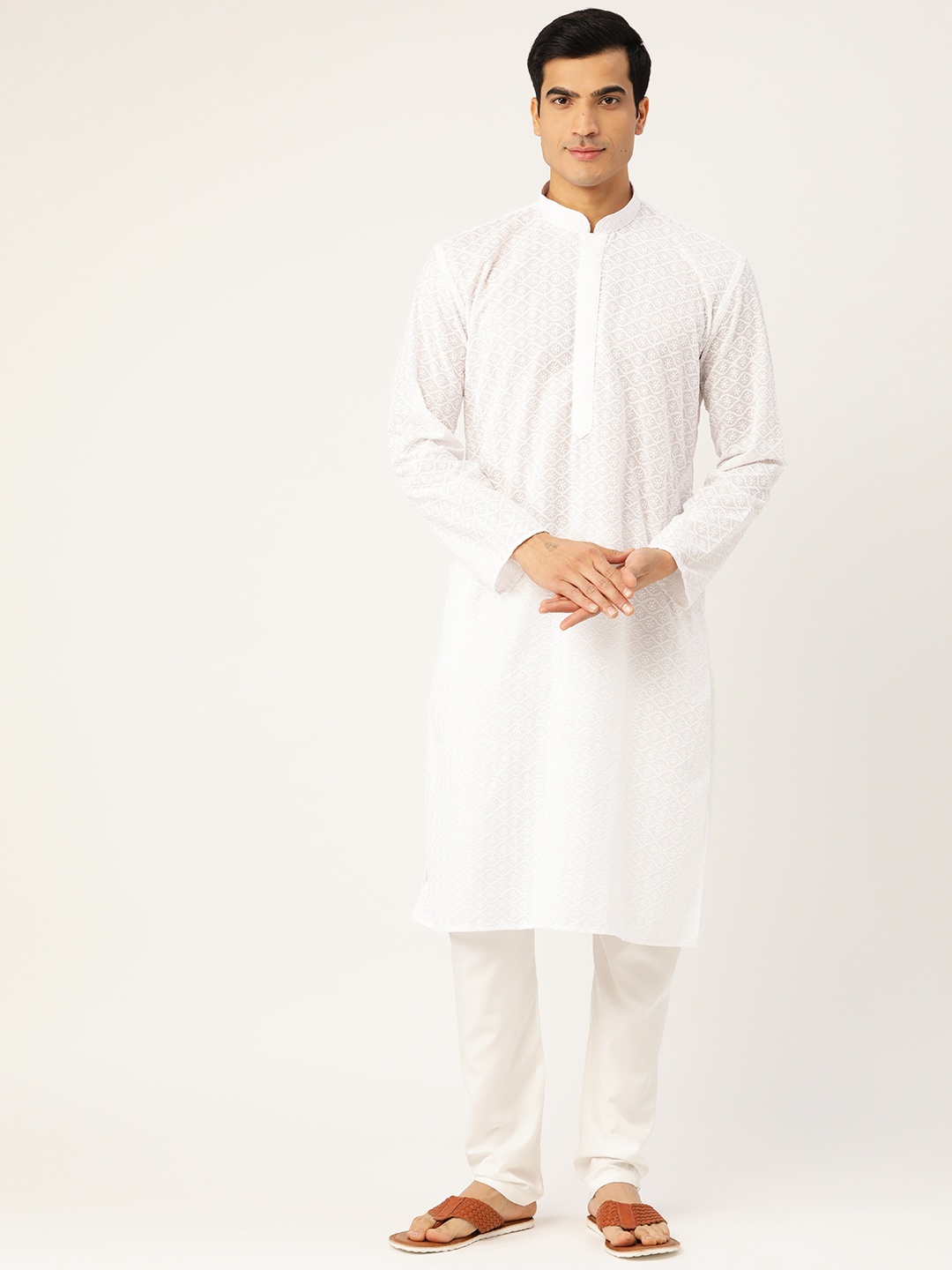 

RAJUBHAI HARGOVINDAS Men White Chikankari Embroidered Kurta with Churidar