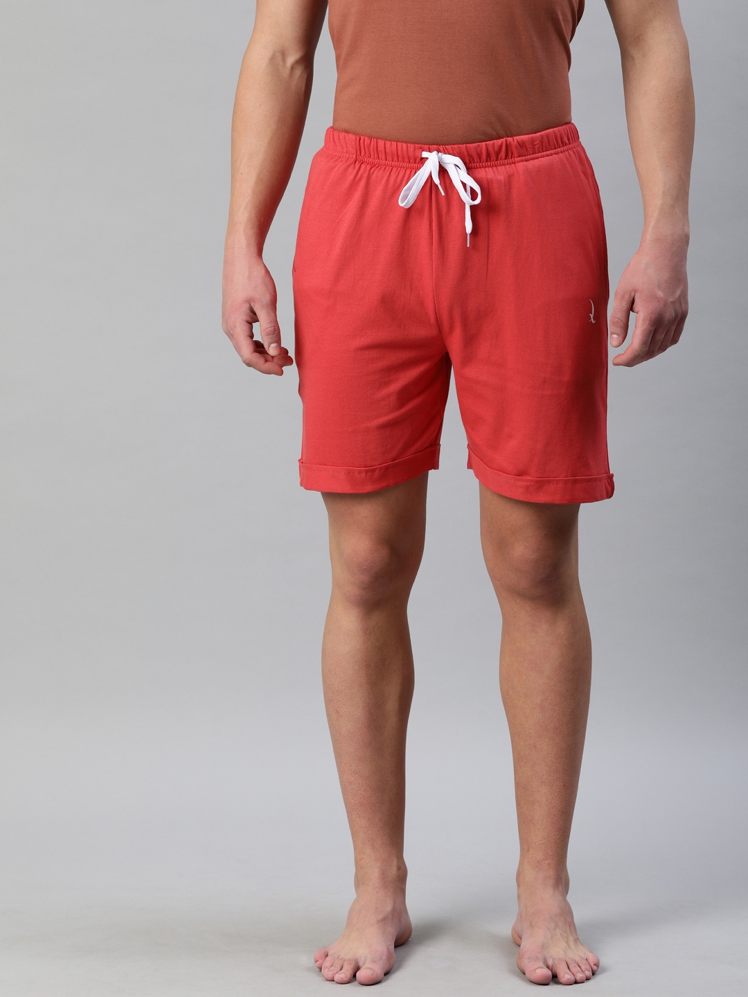 

QUARANTINE Men Red Solid Lounge Shorts