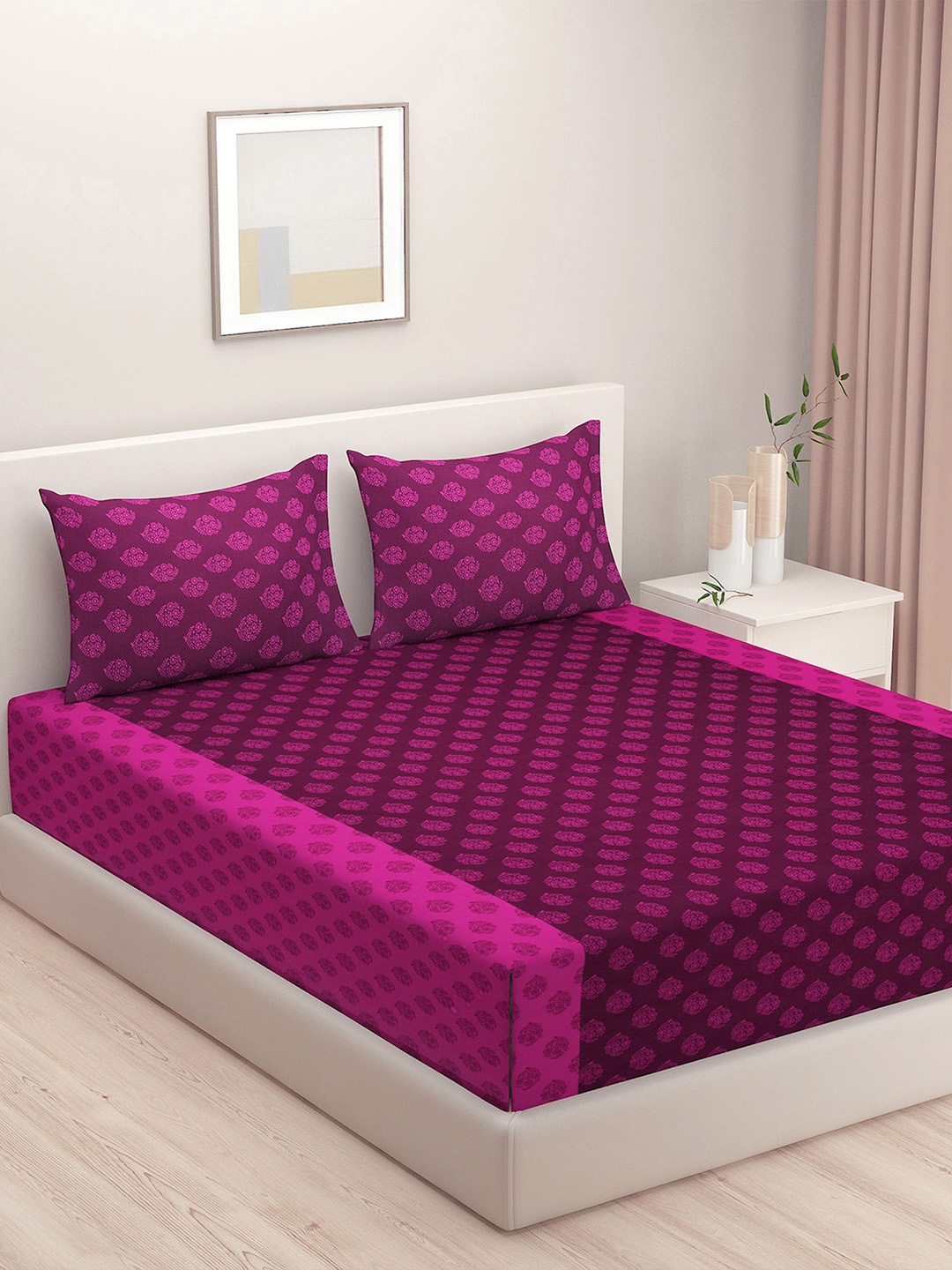

Swayam Shades of Paradise Magenta Mirage 200 TC Cotton Double Bedsheet Set