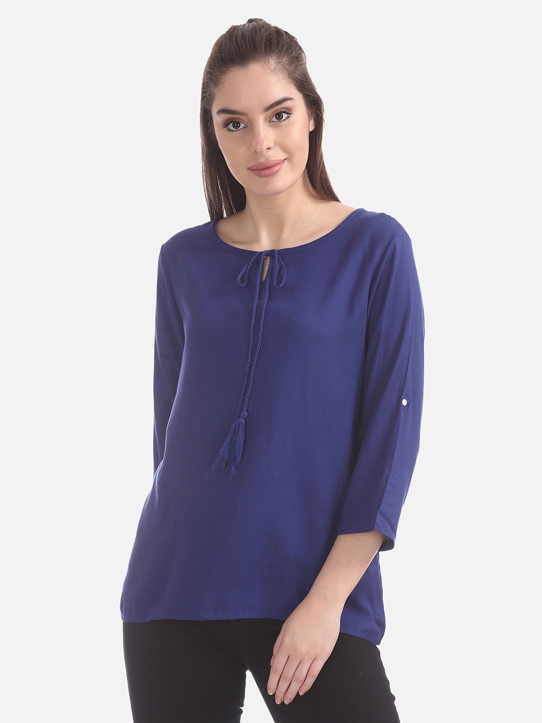 

Cherokee Women Blue Solid Top