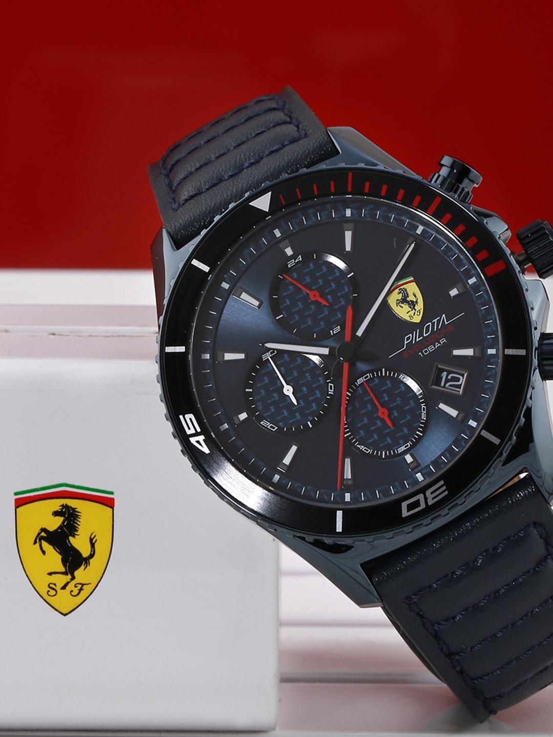 

SCUDERIA FERRARI Men Blue Analogue Watch 0830774