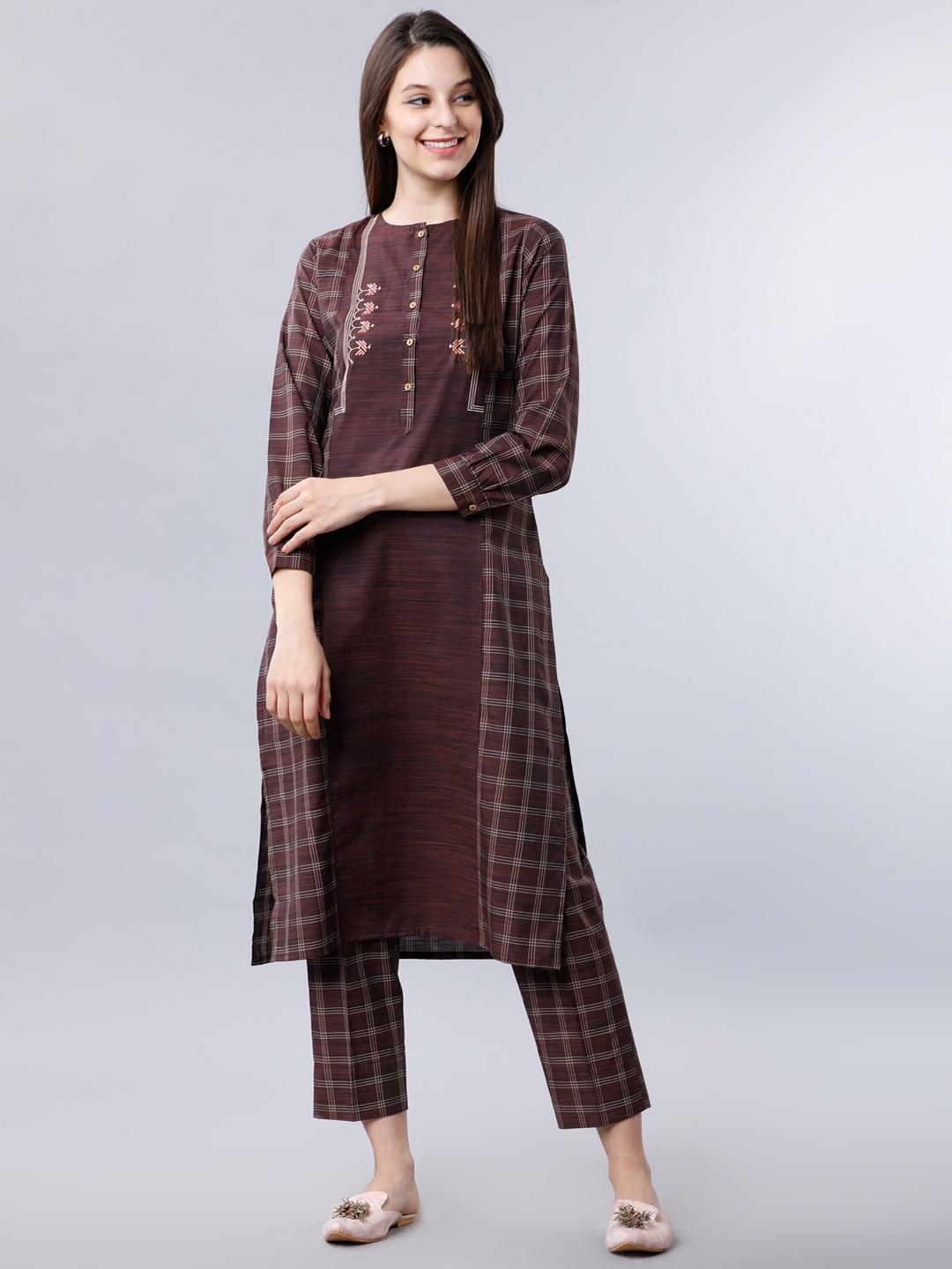 

Vishudh Women Burgundy Printed Kurta with Trousers