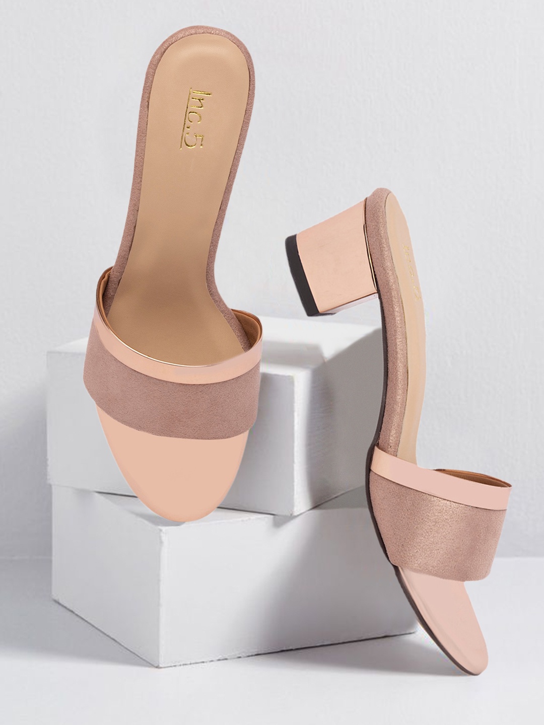

Inc 5 Women Rose Gold Textured Mules