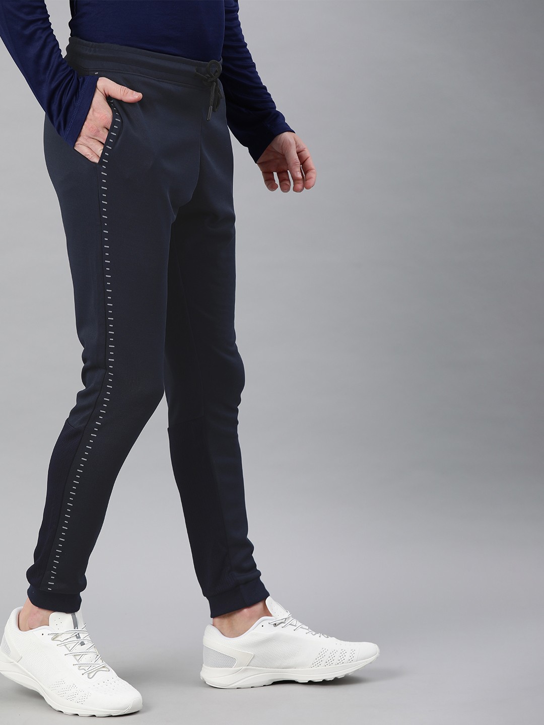 

WROGN ACTIVE Men Navy Blue Solid Joggers with Printed Detail